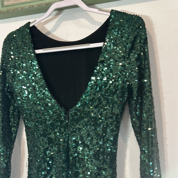Dress the population Emery Dark Pine Green Sequin long sleeve fitted dress small - Picture 8 of 11